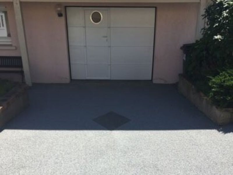 allée de garage en résine